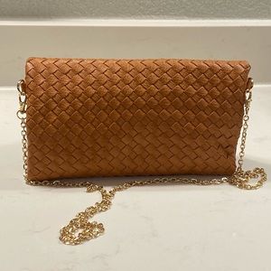 basket weave cross body /convertible clutch